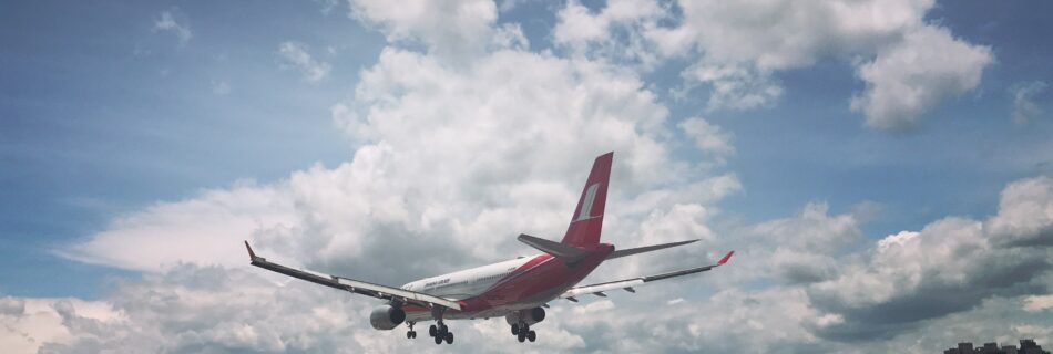 Flugzeug im Landeanflug